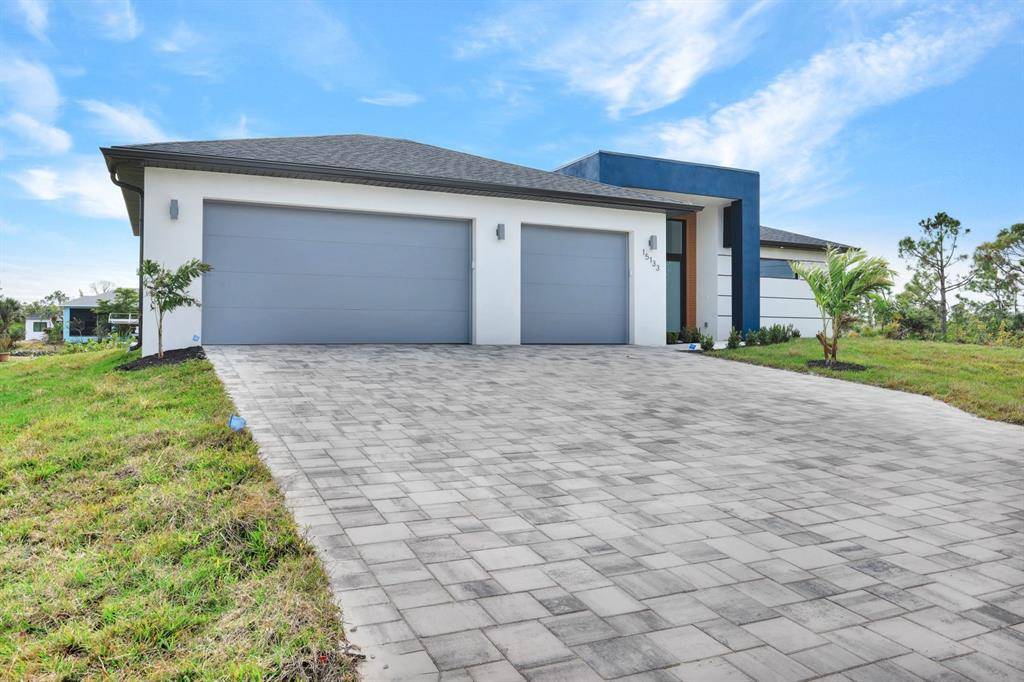 15133 Amsterdam, Port Charlotte, FL 33981