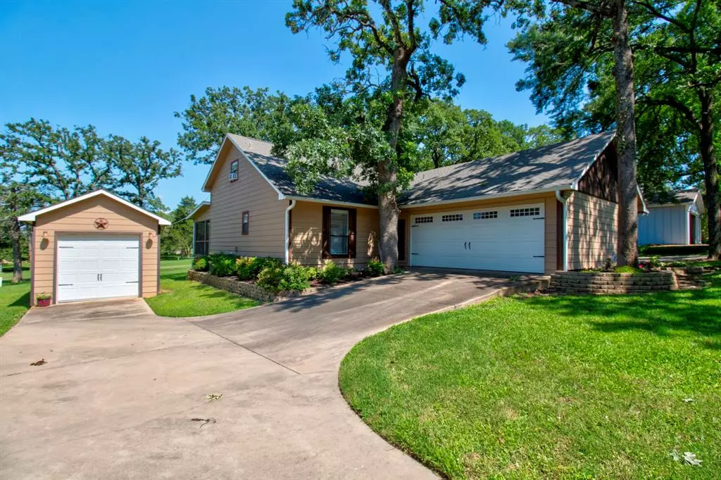 Lake Kiowa, TX 76240,413 Cocopa Drive