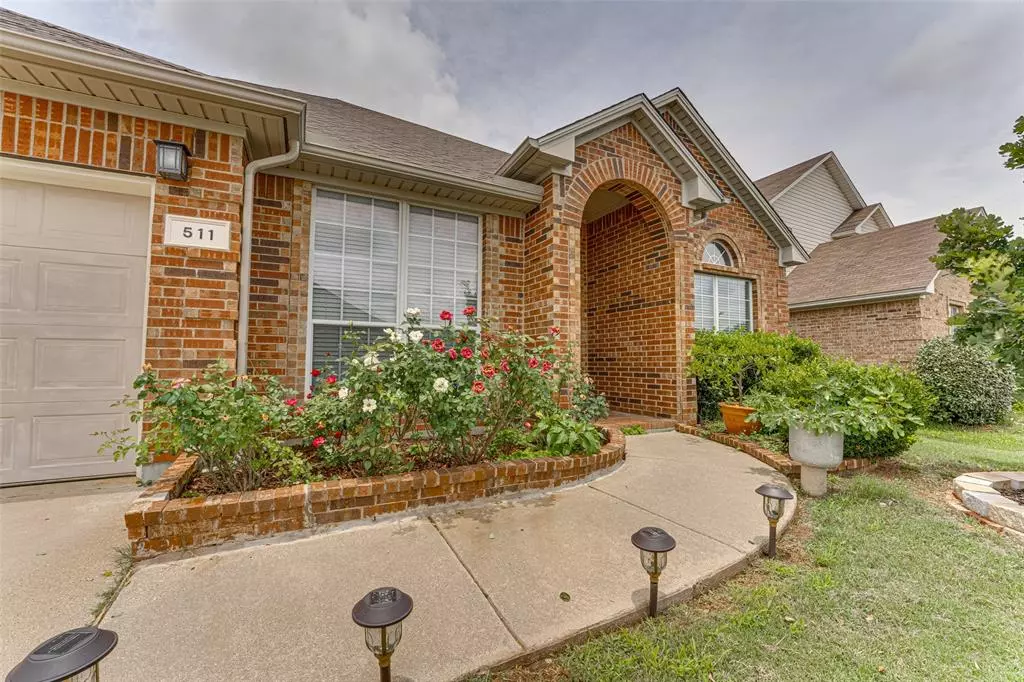 Arlington, TX 76002,511 Poplar Vista Lane