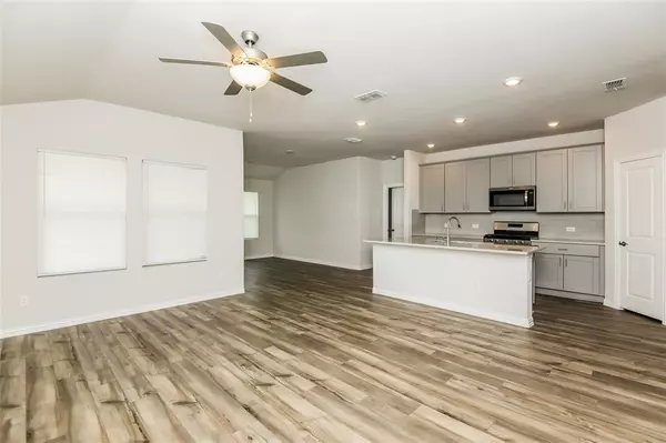 Fort Worth, TX 76179,6169 Pathfinder Trail
