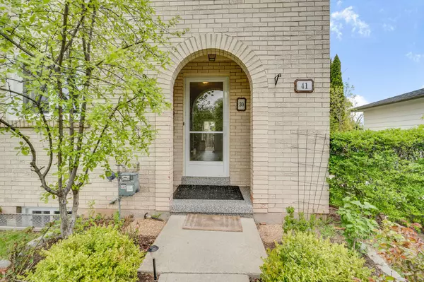 Oakville, ON L6H 1K1,41 Nadia PL #30