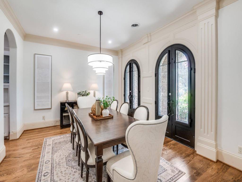 Dallas, TX 75225,7821 Bryn Mawr Drive