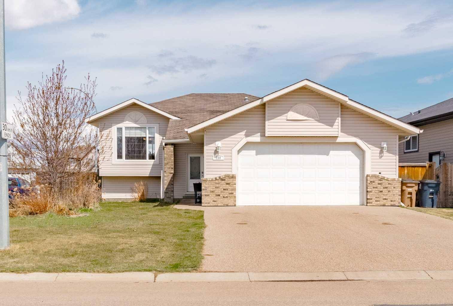 230 Meadowbrook DR, Brooks, AB T1R 1N6