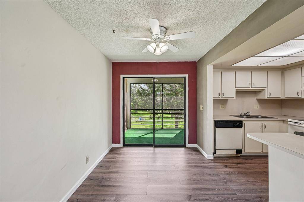 Greenacres, FL 33463,4682 Oak Terrace Dr #4682