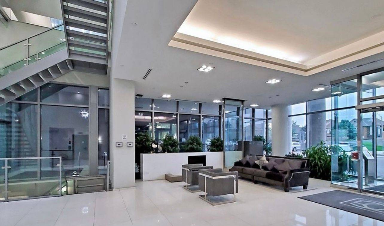 Richmond Hill, ON L4C 0Z1,9090 Yonge ST #103B