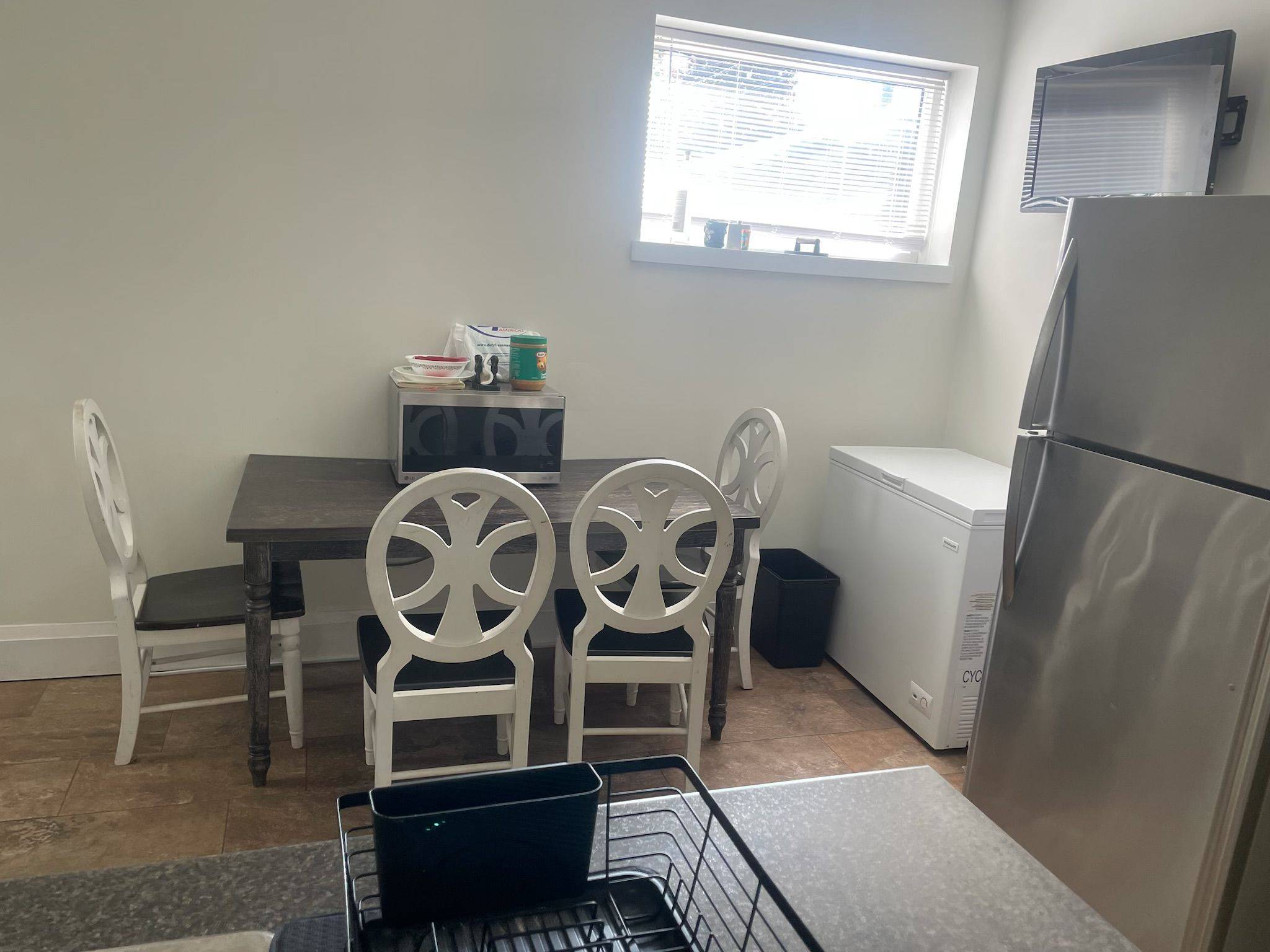 Hamilton, ON L8S 2P9,20 Beaucourt RD #basement-1BR