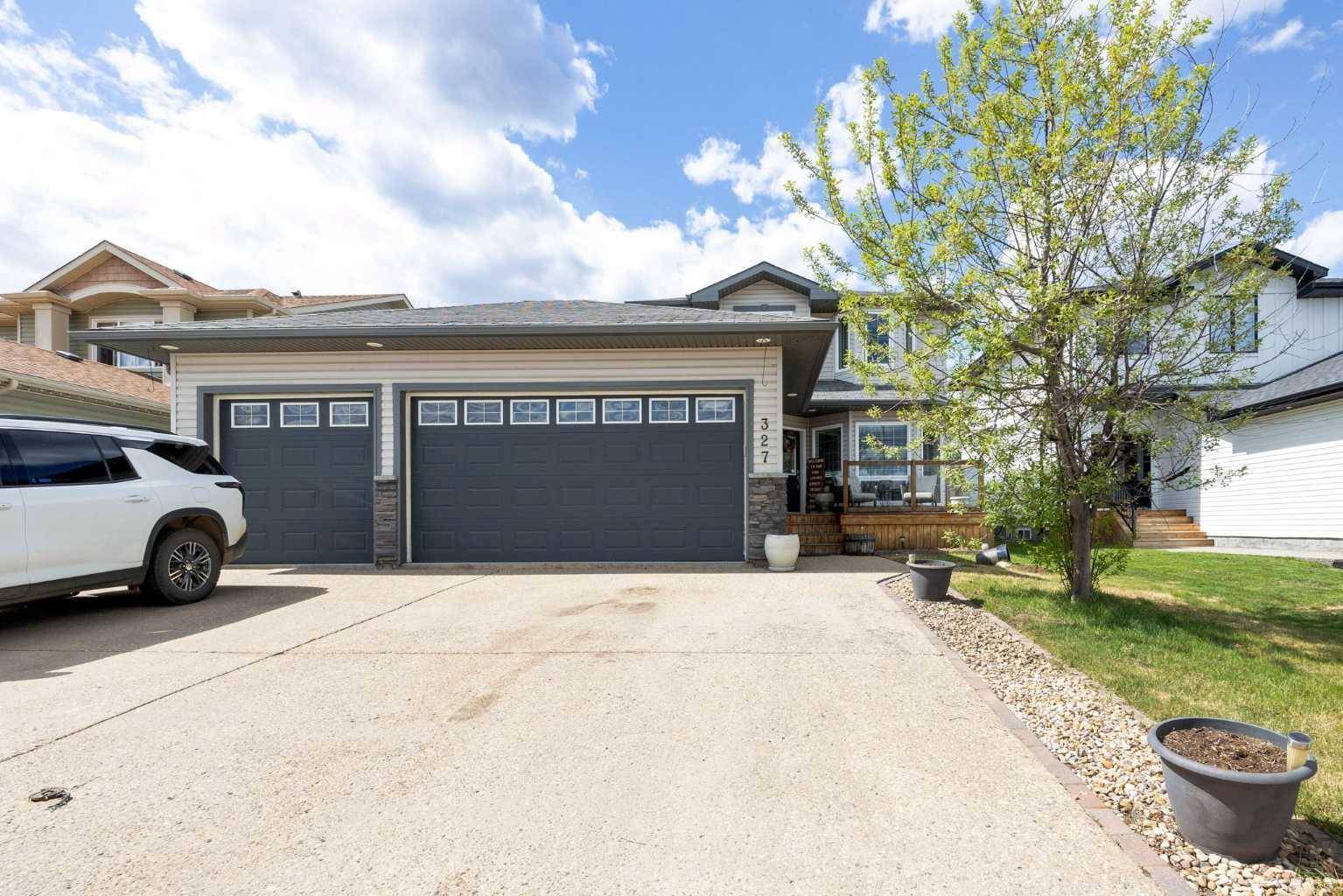327 Williams DR, Fort Mcmurray, AB T9K 2A9