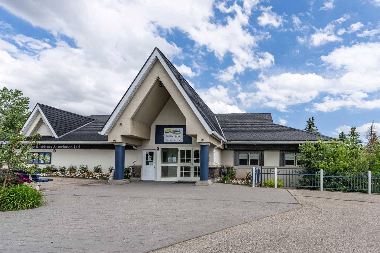 Calgary, AB T3G 4Y8,1010 Arbour Lake RD Northwest #1206