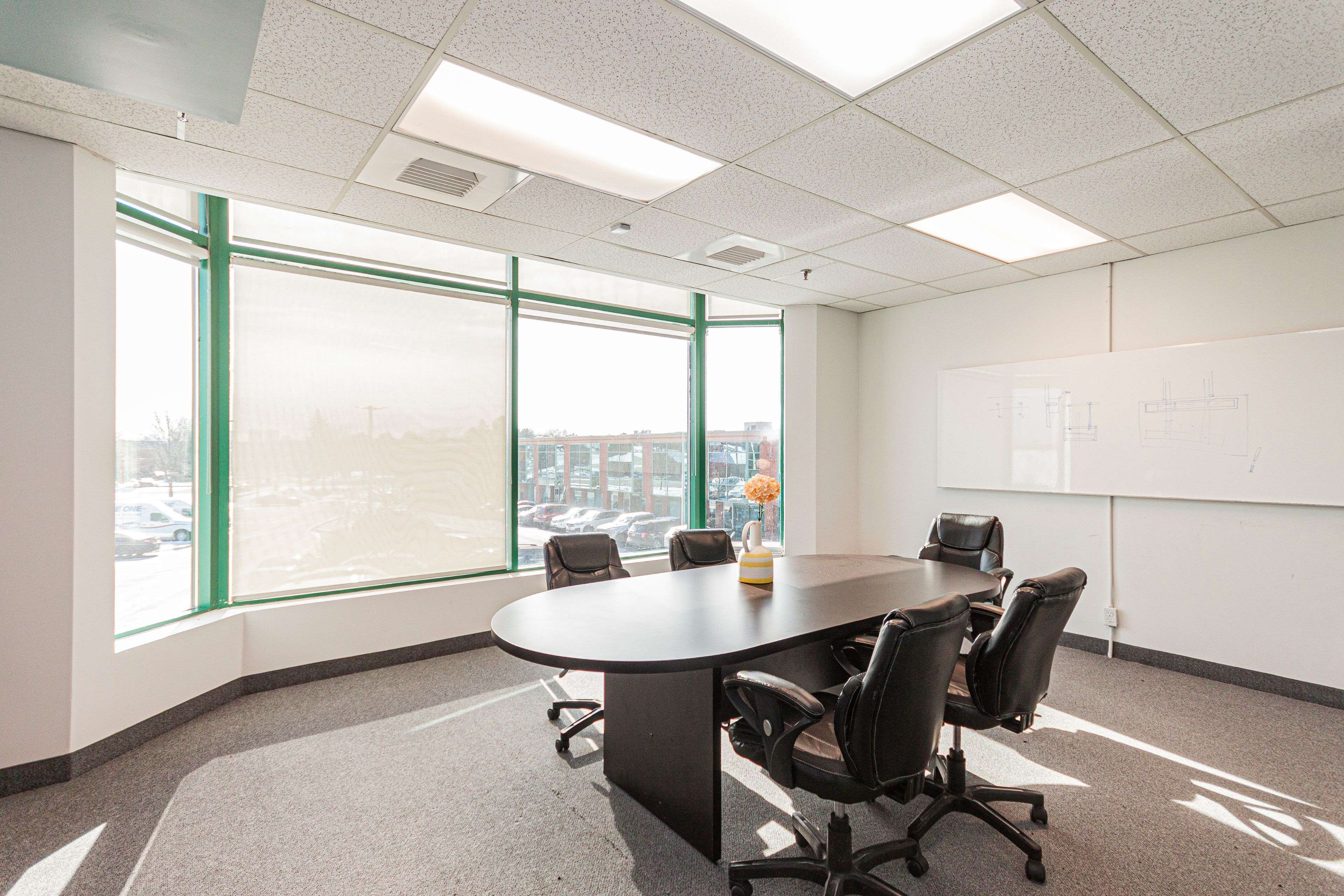 Markham, ON L3R 0E2,2800 John ST #26