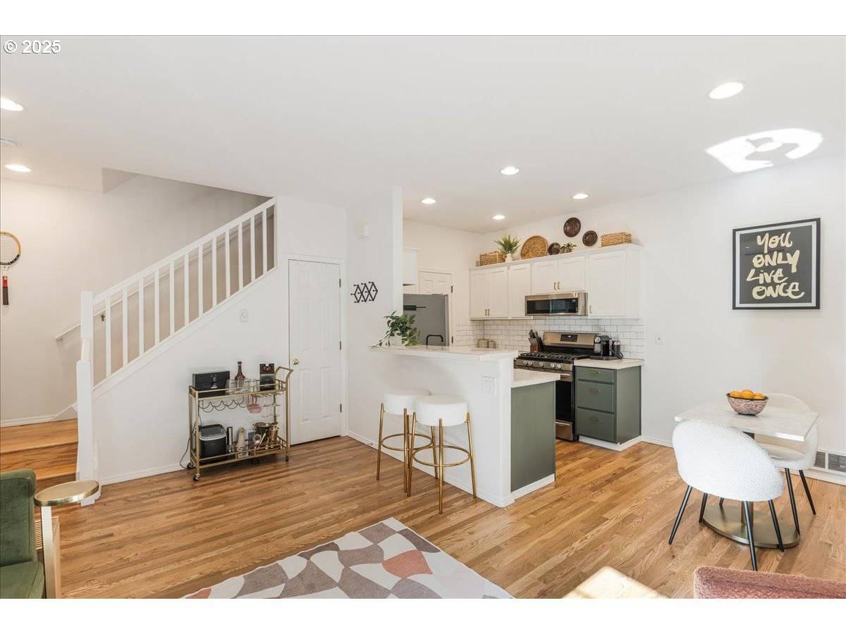 Portland, OR 97209,2020 NW LOVEJOY ST #7