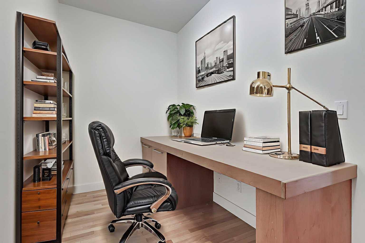 Calgary, AB T2S 3E7,315 24 AVE Southwest #306