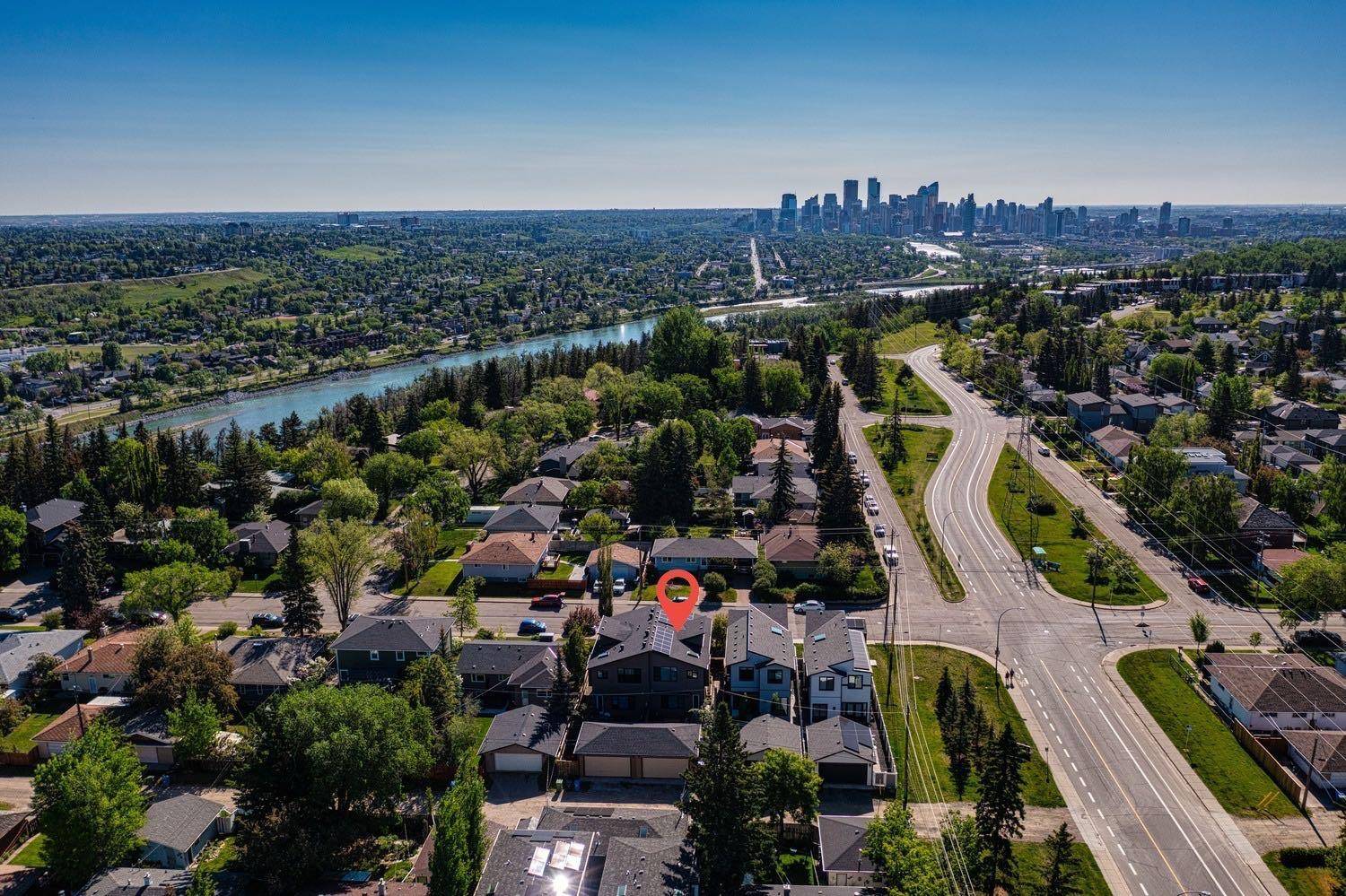 3A 37 ST Southwest, Calgary, AB T3C1R3