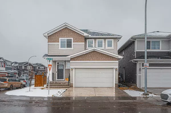 9 Red Sky RD Northeast, Calgary, AB T3N 1P8