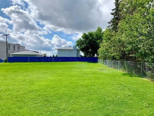 Calgary, AB T2K 1W6,8, 10, 12, 14 Cymrie ST NW