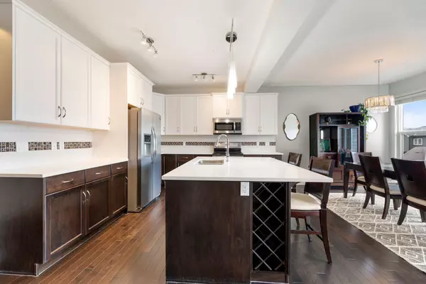 Calgary, AB T3R 0K2,248 Sage Bank GRV Northwest