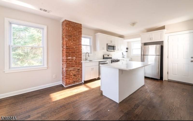 South Orange Village Twp., NJ 07079,70 2Nd St