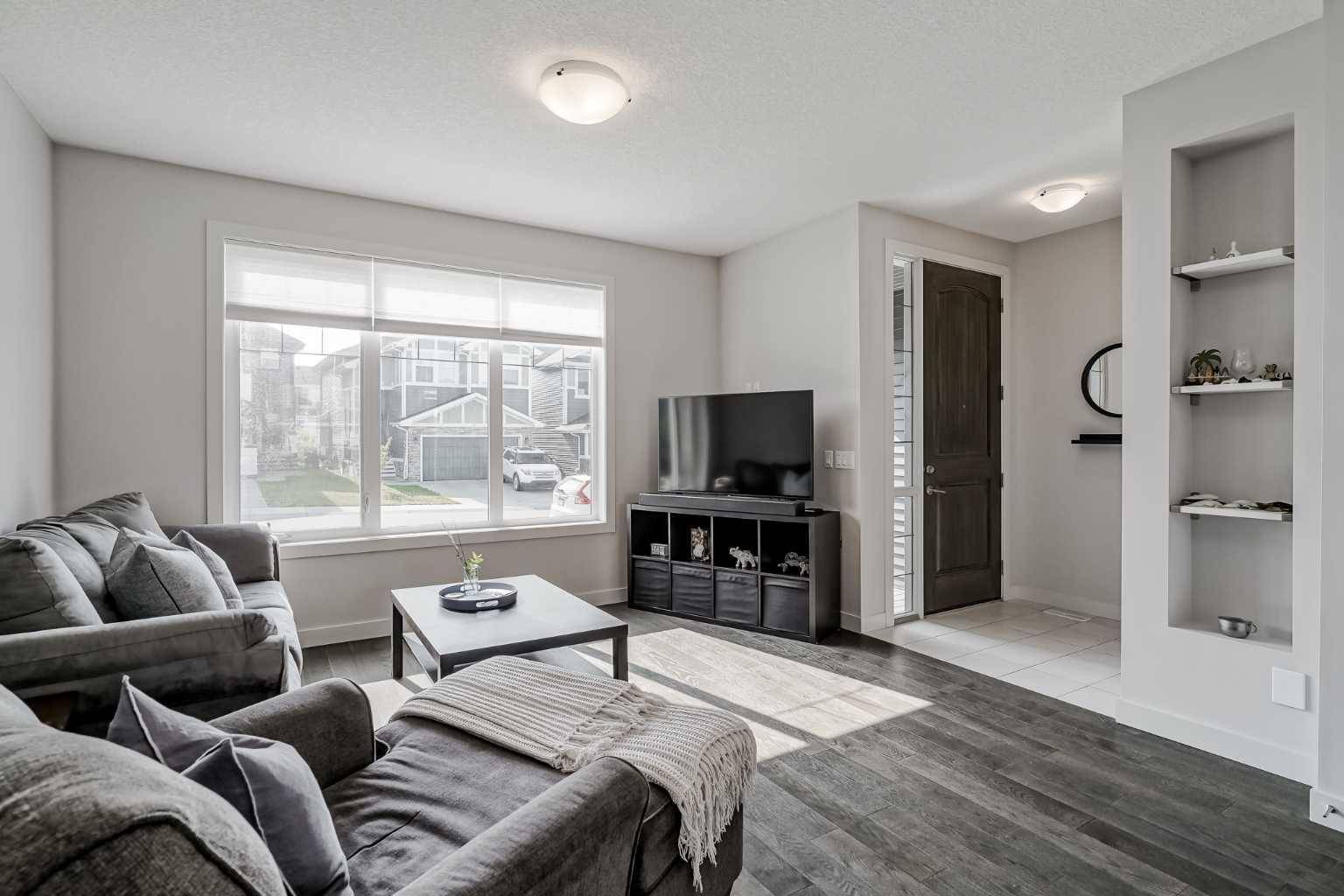 Cochrane, AB T4C 2S3,57 Sunrise WAY