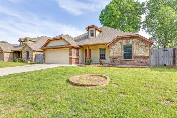 Azle, TX 76020,1204 Eagle Lake Drive