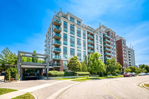 120 Dallimore CIR #723, Toronto C13, ON M3C 4C5
