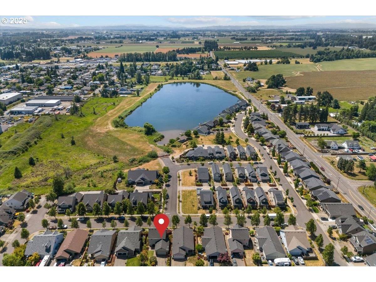 Silverton, OR 97381,1609 WOOD DUCK ST
