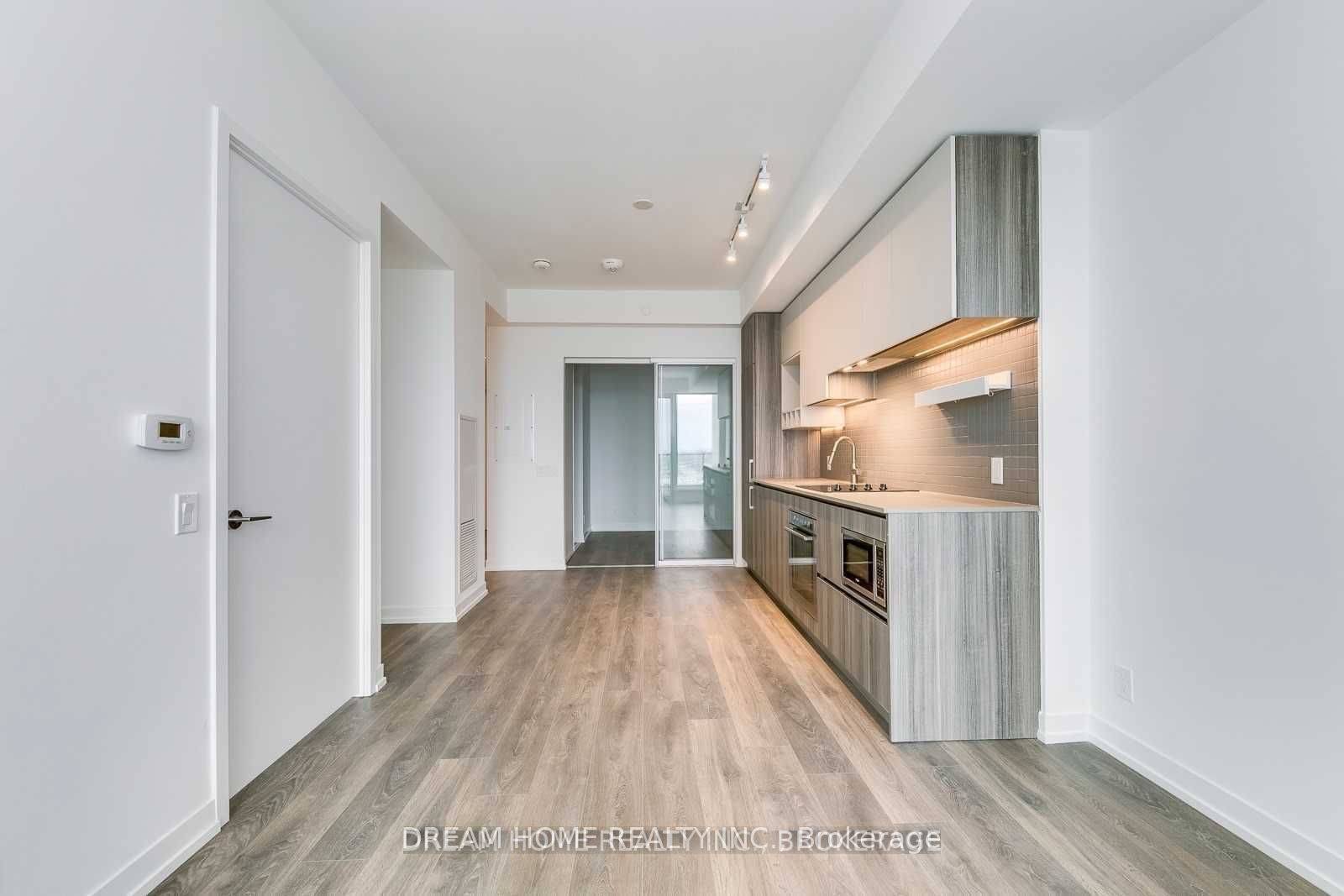Vaughan, ON L4K 0J6,898 Portage Pkwy #2808