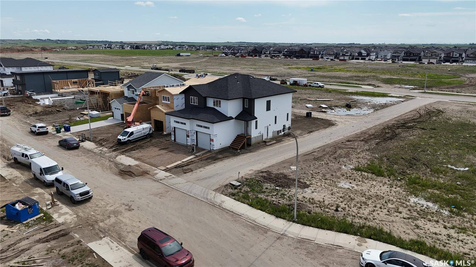 511 Sharma CRESCENT, Saskatoon, SK S7W 0Y1