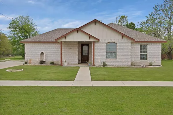 1123 W End Street, Terrell, TX 75160