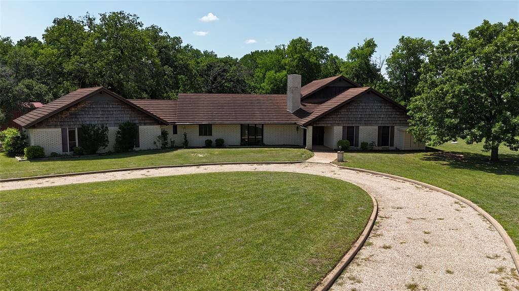 998 Hwy 22 E, Hamilton, TX 76531