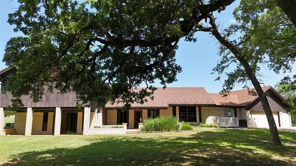 Hamilton, TX 76531,998 Hwy 22 E