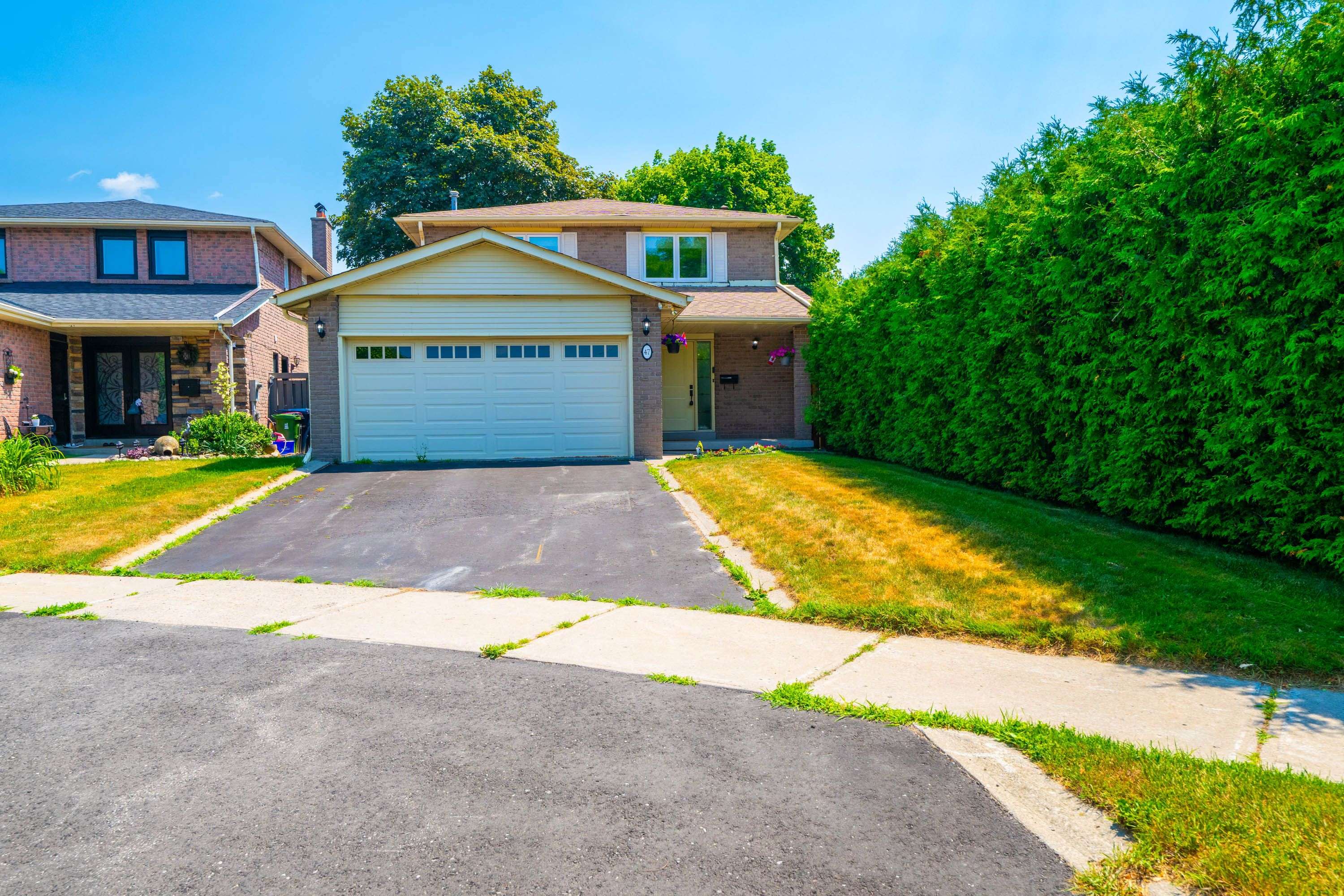 47 Farmhill CT, Toronto E11, ON M1B 2M1