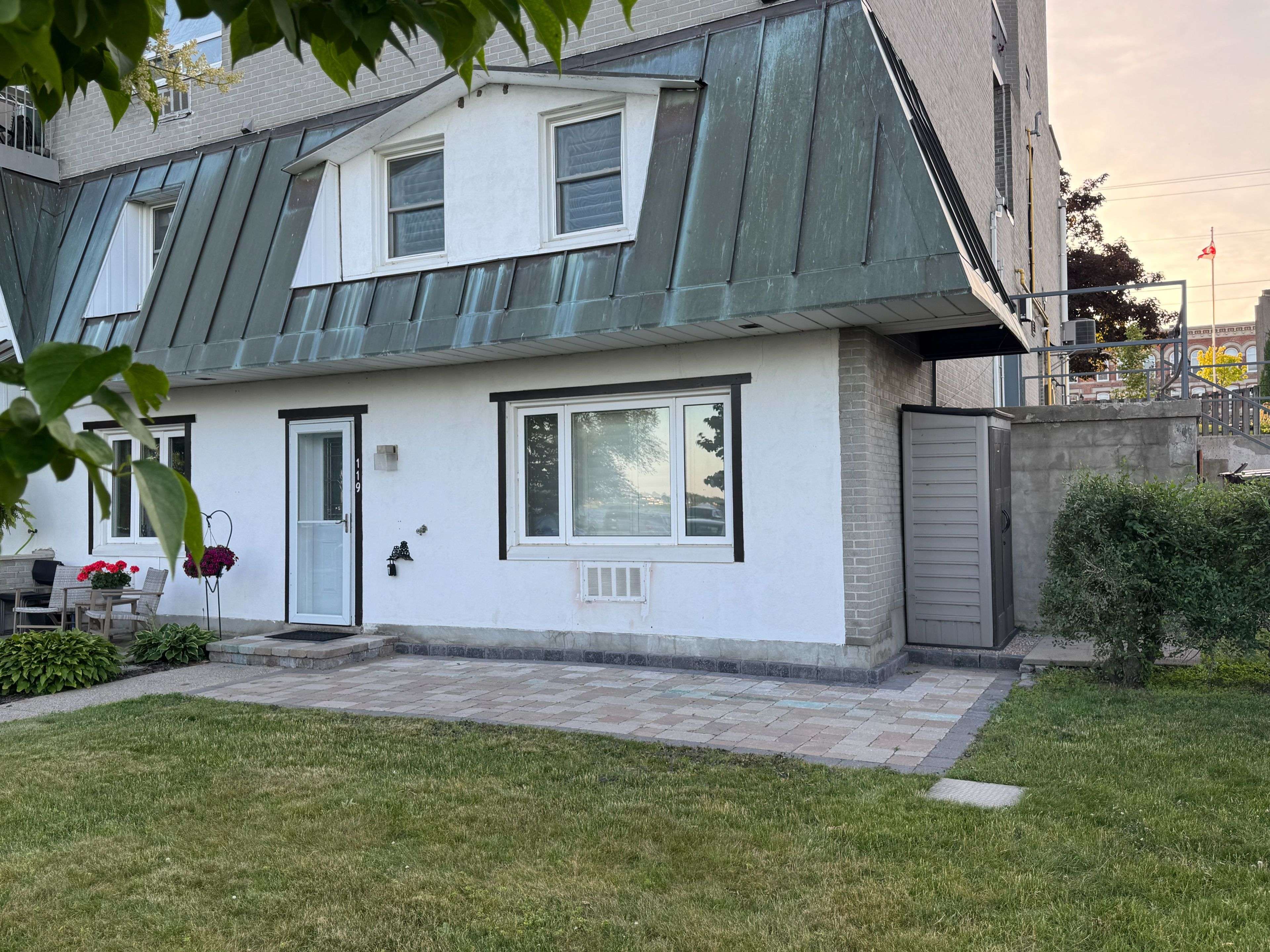 Prescott, ON K0E 1T0,235 Water ST #119