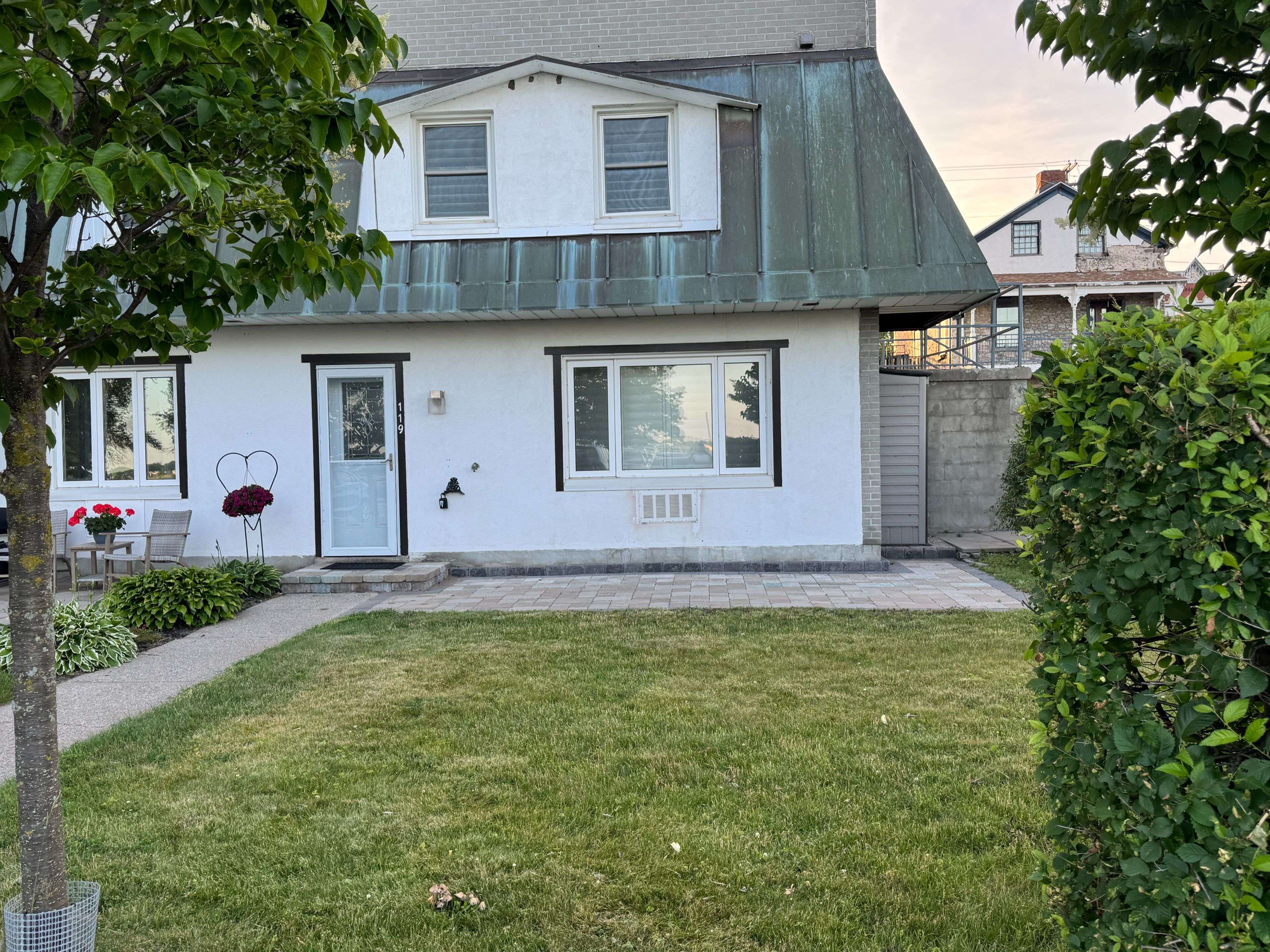 Prescott, ON K0E 1T0,235 Water ST #119