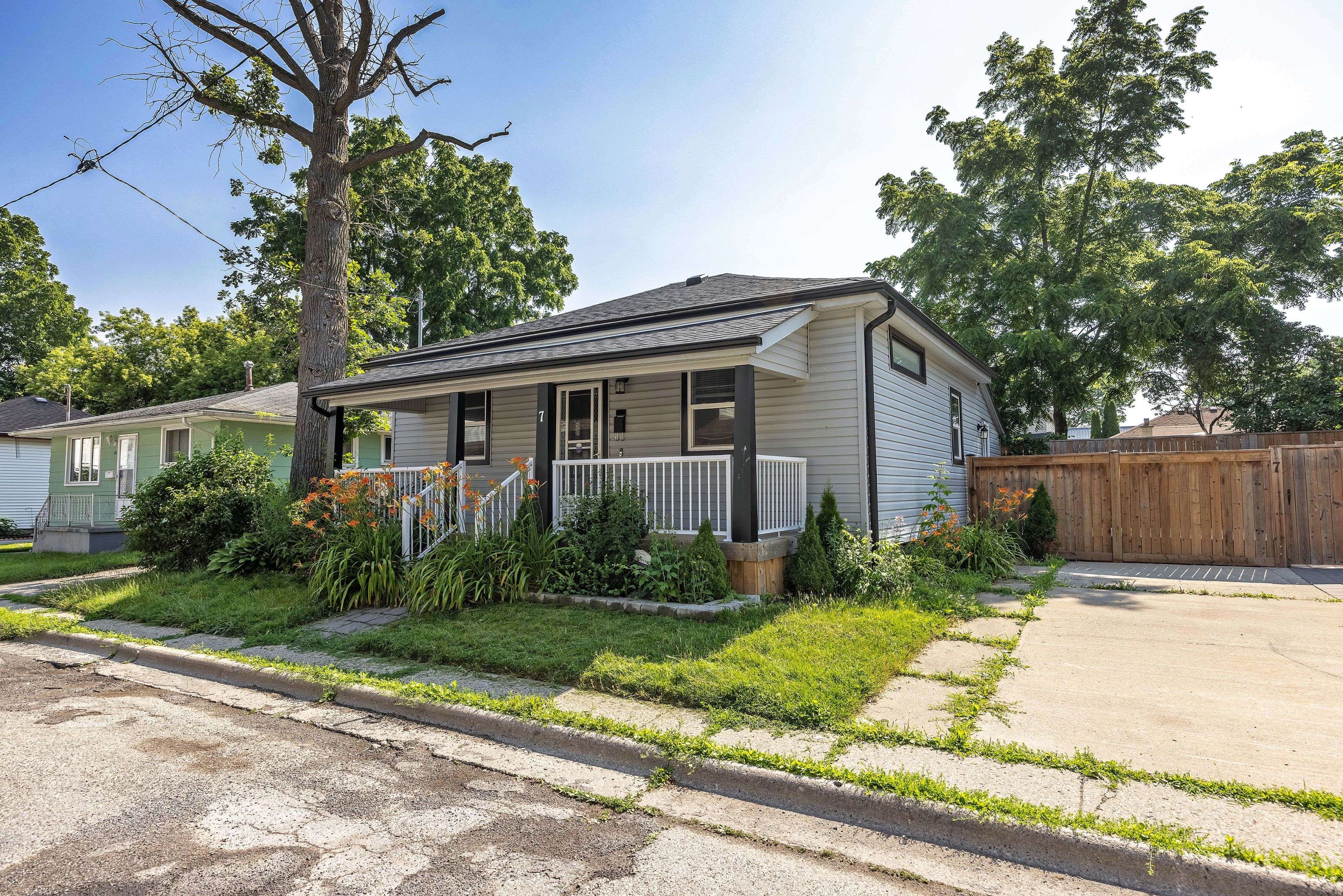 St. Thomas, ON N5P 2R6,7 Penwarden ST