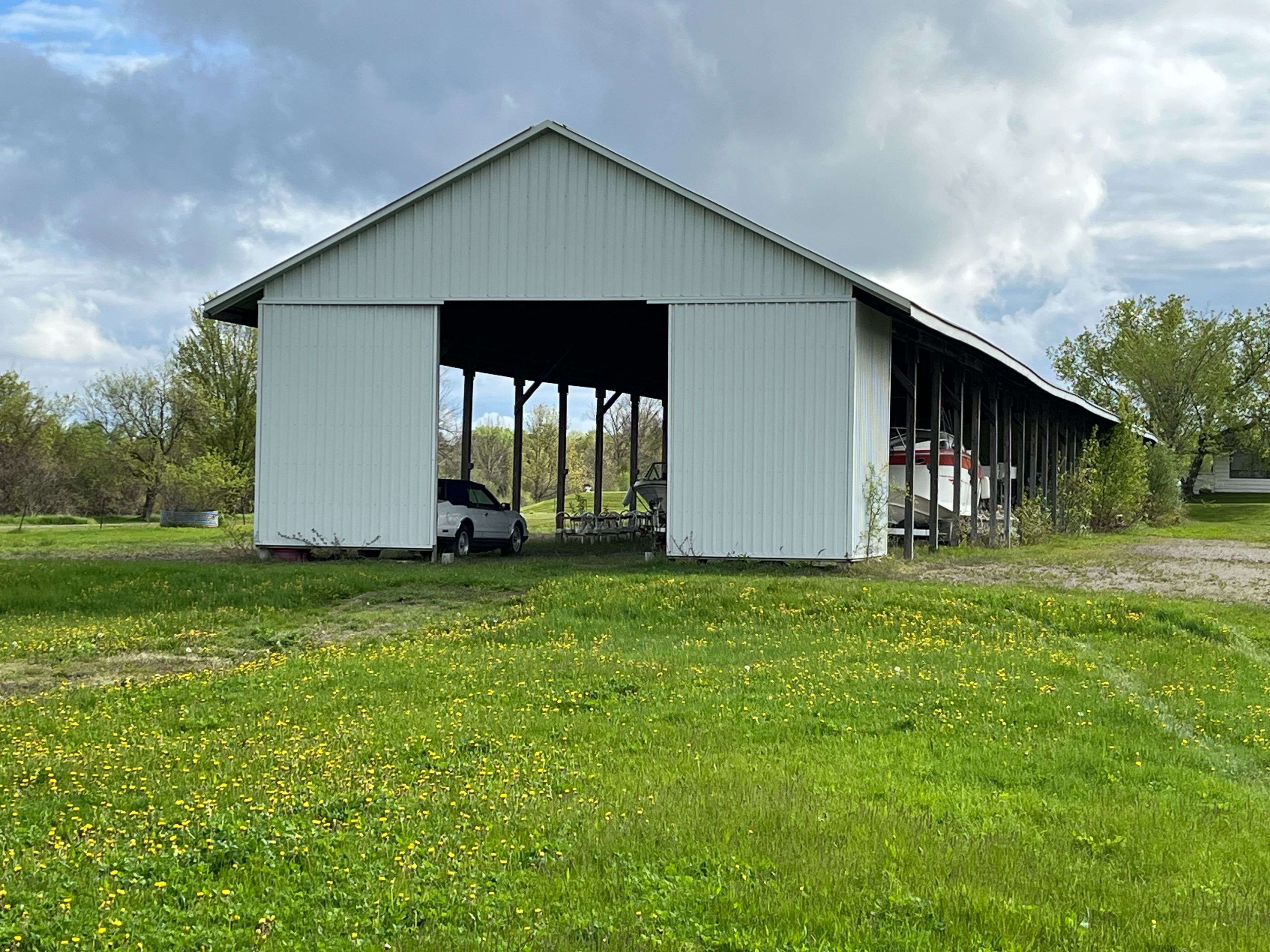 Selwyn, ON K9J 6X2,1676 Chemong RD