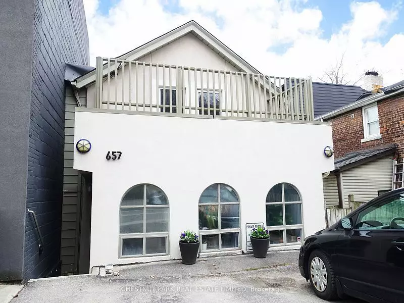 Toronto C02, ON M5R 1L3,657 Davenport RD
