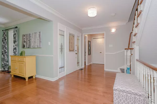 Brampton, ON L6Z 1T6,44 Cairnmore CT
