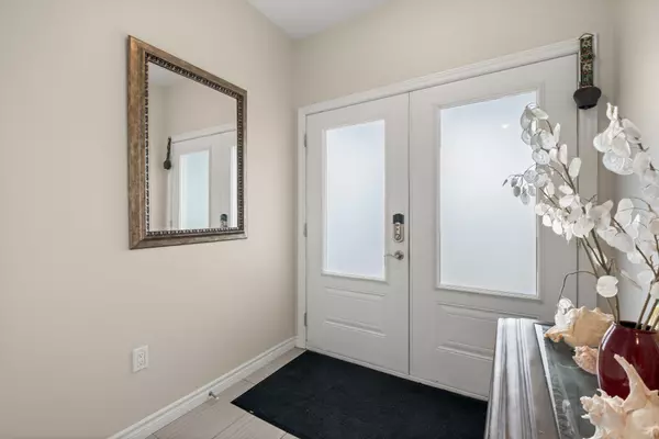 Loyalist, ON K7N 0C2,16 Park CRES