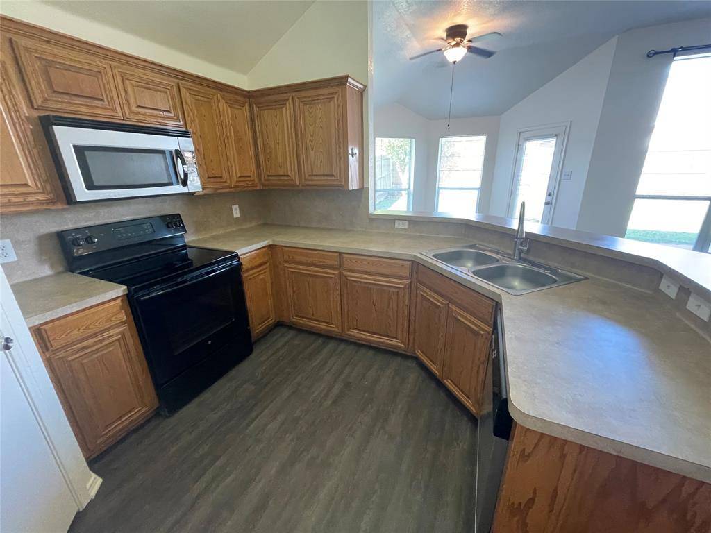 Fort Worth, TX 76179,4528 Wheatland Drive
