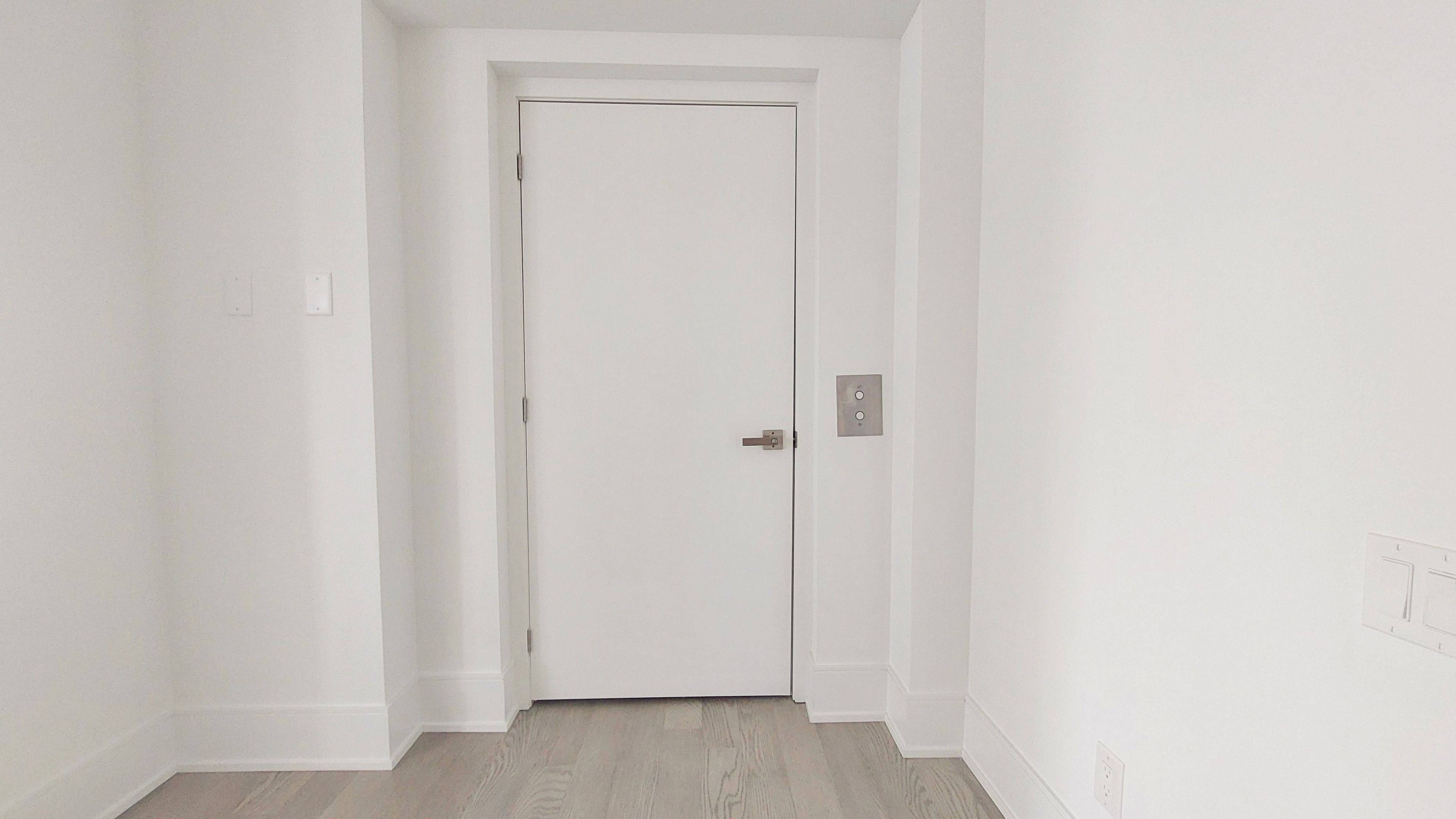 Toronto C08, ON M4Y 1L8,1 Gloucester ST #1615