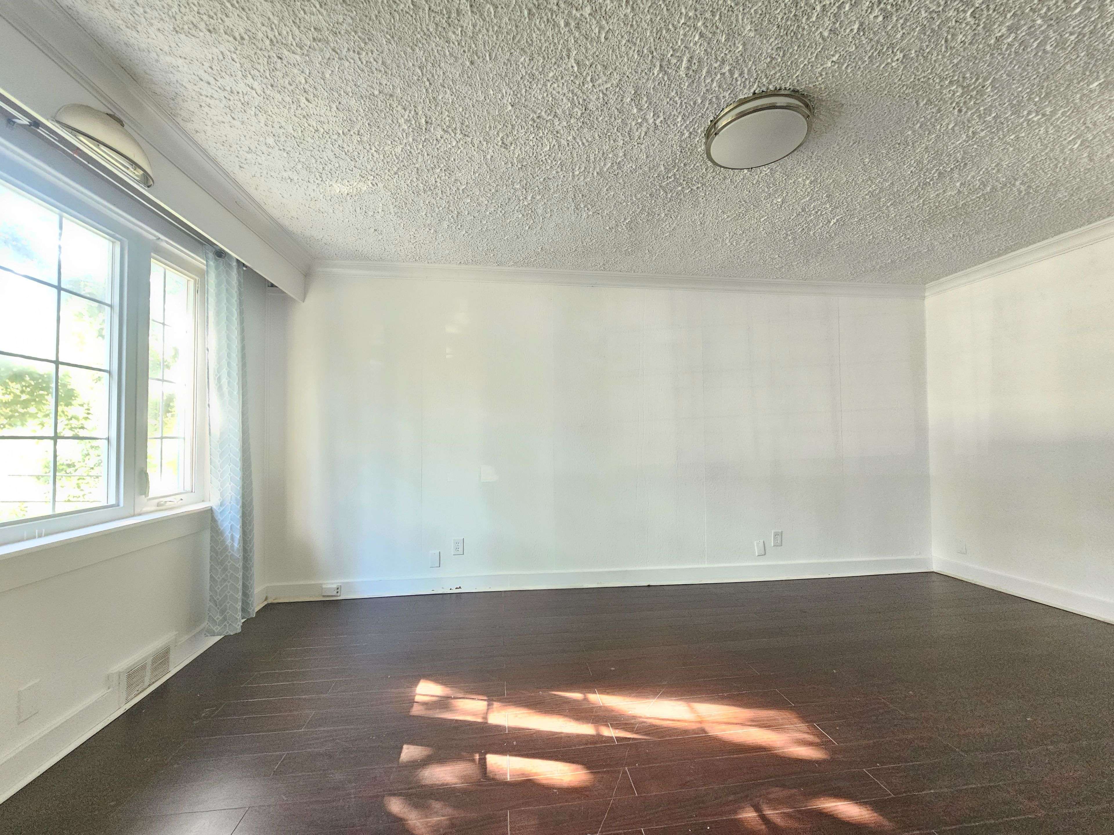 Toronto E08, ON M1J 3B3,43 Beachell ST