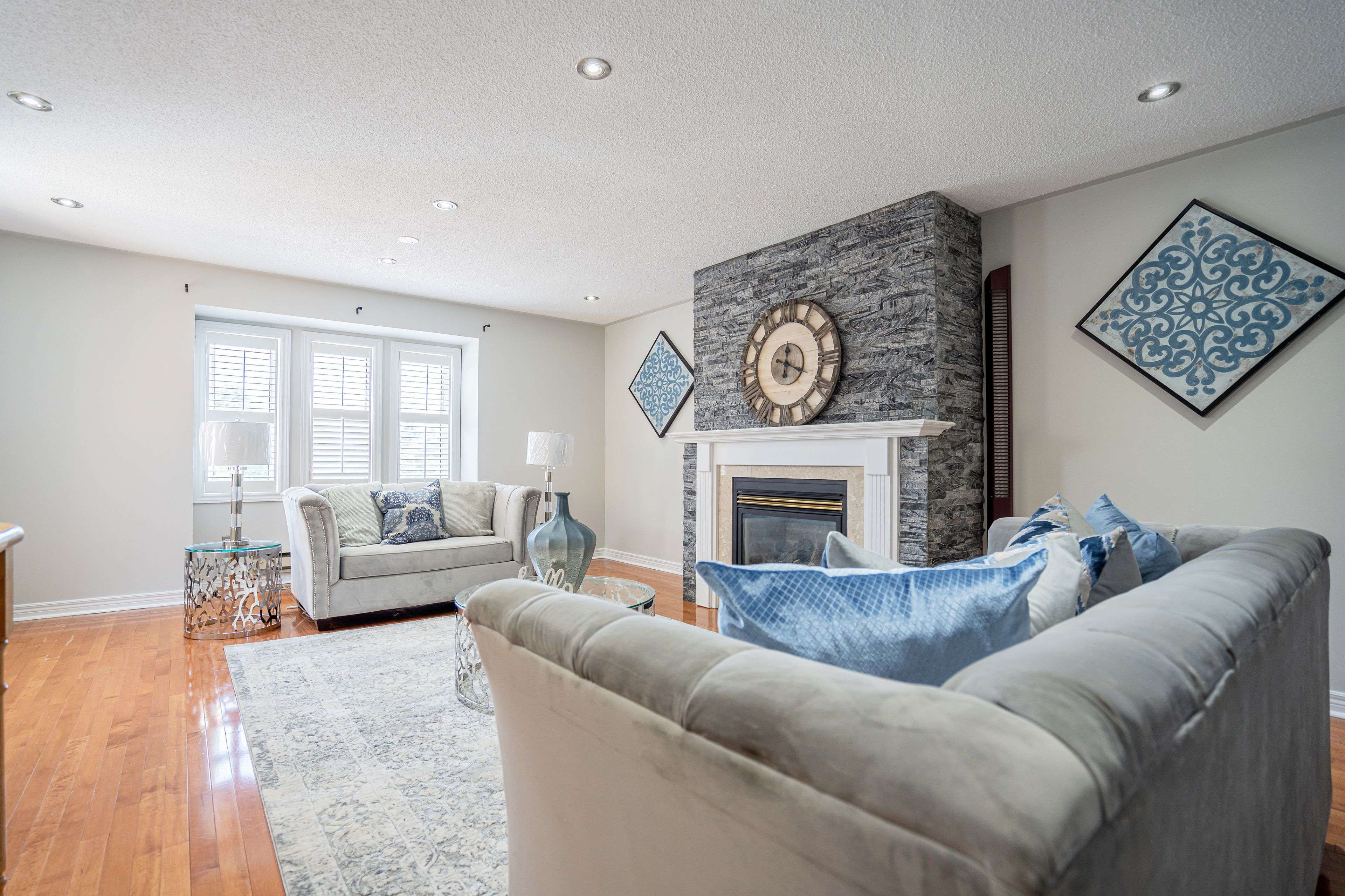 Mississauga, ON L5M 5L7,5880 Chorley PL E