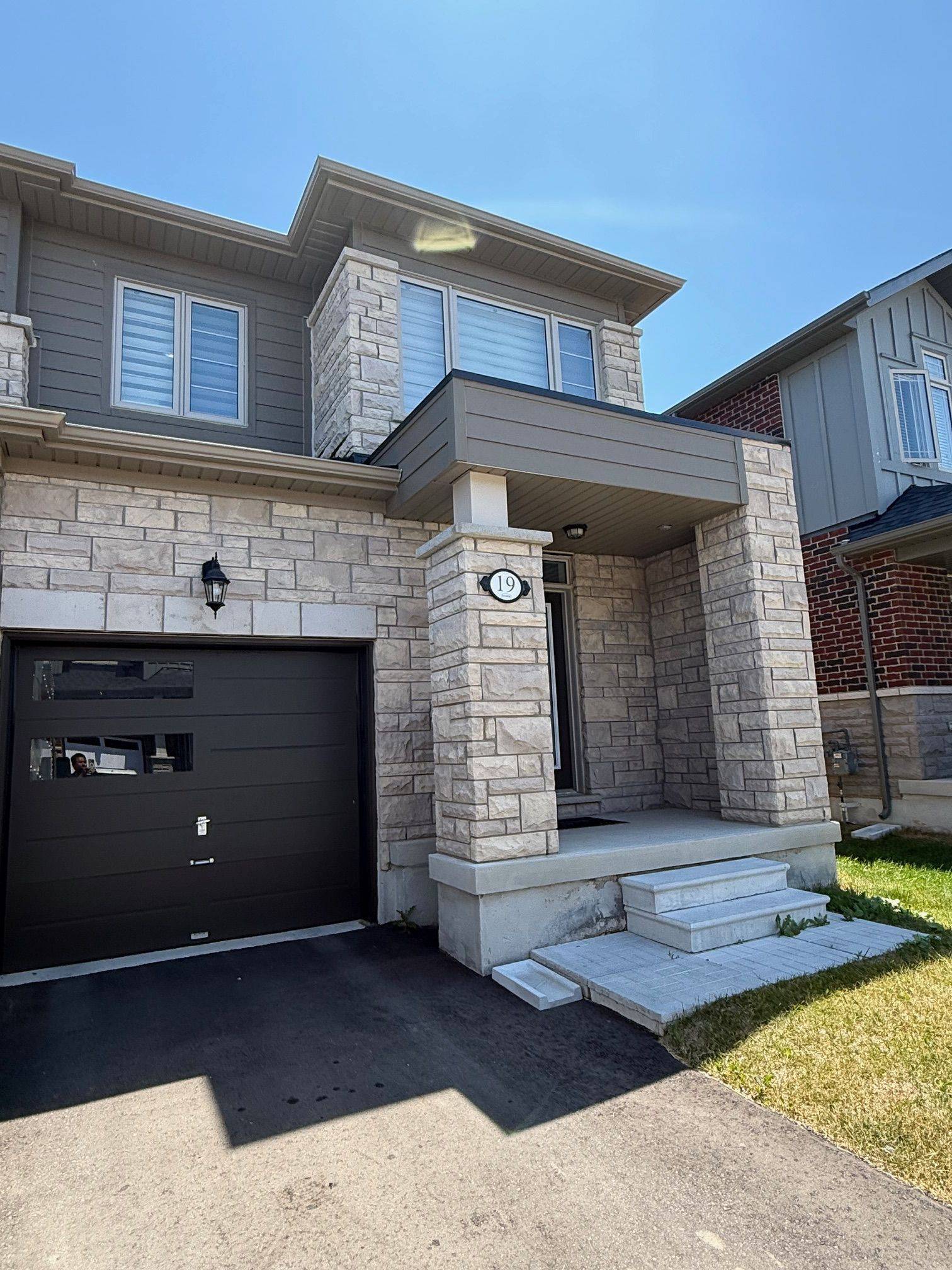 19 Admiral RD, Welland, ON L3B 0H3