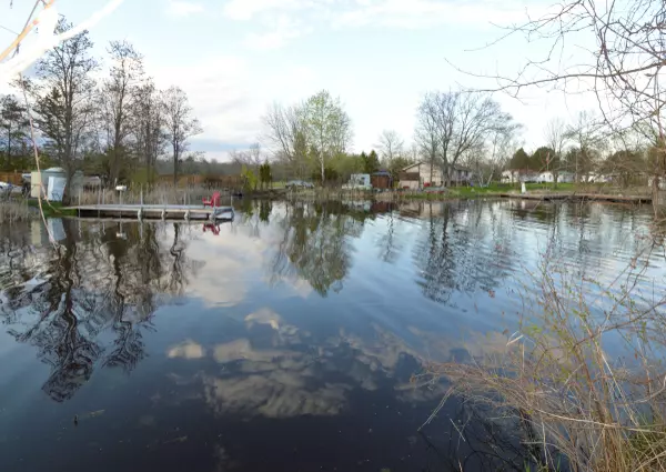 Rideau Lakes, ON K0G 1X0,0 Blue Heron LN