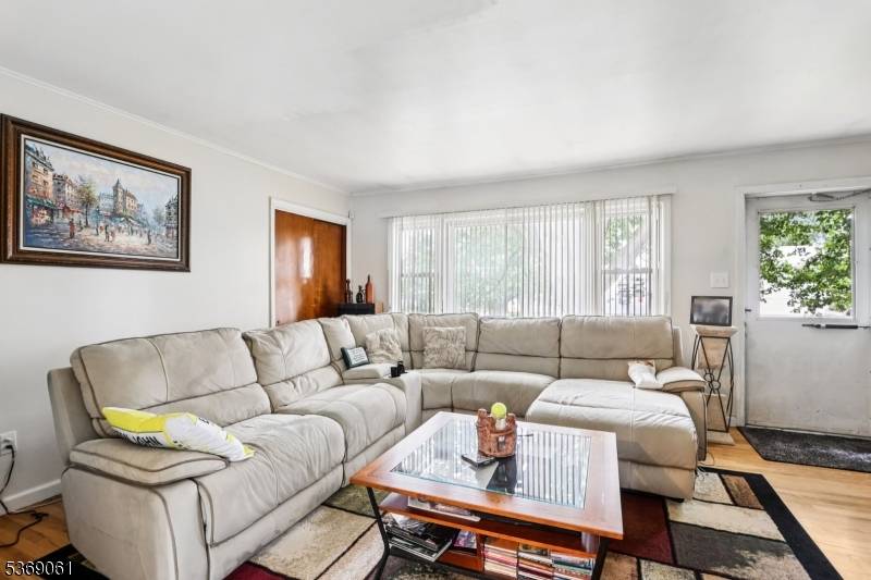 Franklin Twp., NJ 08873,30 Lafayette Ave