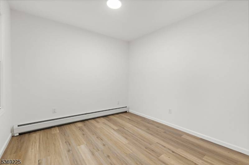 Prospect Park Boro, NJ 07508,325 N 7Th St