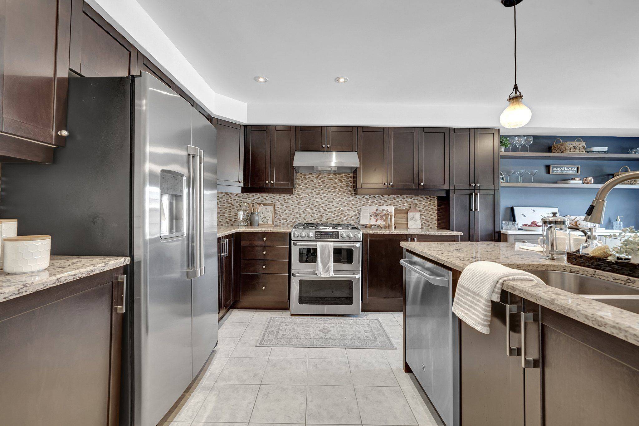 Clarington, ON L1E 0H3,6 Vetzal CT