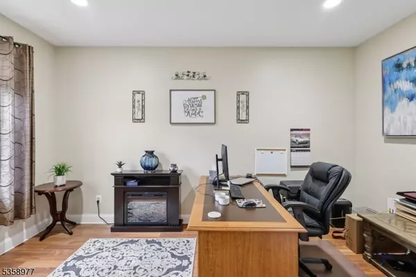 Franklin Twp., NJ 08540,13 Allison Way