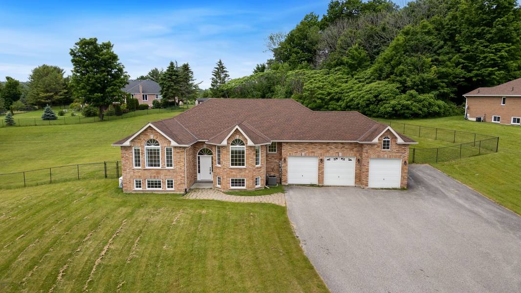 1348 Hawk Ridge CRES, Severn, ON L3V 0Y6