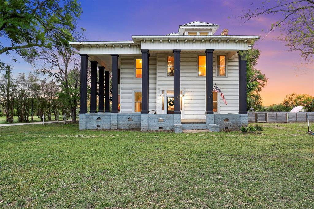 Lorena, TX 76655,1004 S Old Temple
