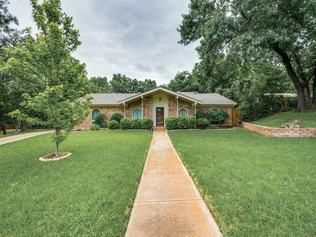 Bedford, TX 76022,620 Donna Lane